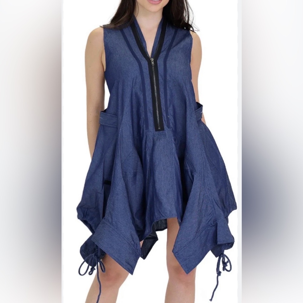 GRACIA - Wide Hem Parachute Dress